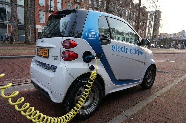 dobíjení elektromobilu